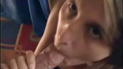 Nena flaca Maci Winslett obtiene su mujeres viejas calientes coño mojado jodido y se corre