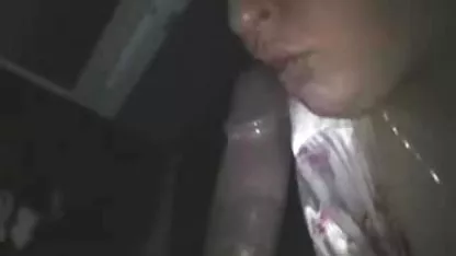 La rubia Haley Ryder se folla el coño con un consolador rosa sexo con viejas latinas delante de una cámara web
