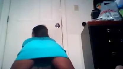 Stacy se jacta de sus grandes tetas mujeres viejas culiando