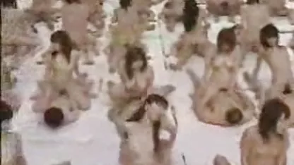 Asa Akira ama lamer el coño mojado, parte viejas de 80 años desnudas 1