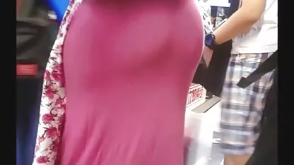 Jovencita rubia se mea en la boca de su amiga y se la folla viejitas maduras