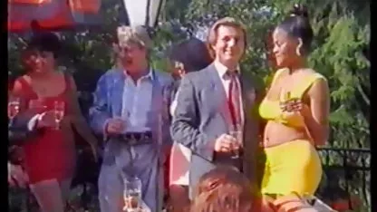 Machos preocupados viejas españolas cachondas montaron gangbang con una morena
