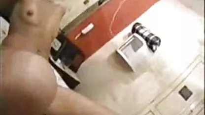 Una hermosa selección de xnxx viejas culonas tranics con tetas redondas y miembros adheridos.
