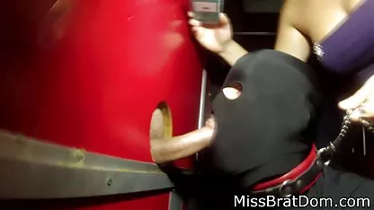 Chica follar escorpiones, que en su lugar pican viejas calientes cogiendo miembros