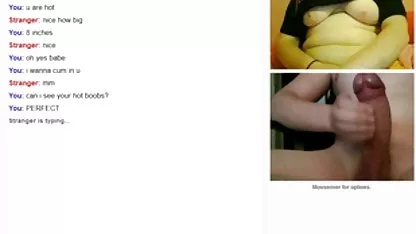 Kisya, muéstranos tus agujeros y acarícialos por nosotros, dicen hombres depravados, esta joven perra xxx viejas feas en la webcam y ella obedientemente realiza todos sus caprichos.