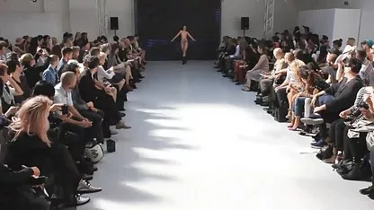 A dos hombres gays les encanta no solo perder el sexo viejas culonas tiempo.