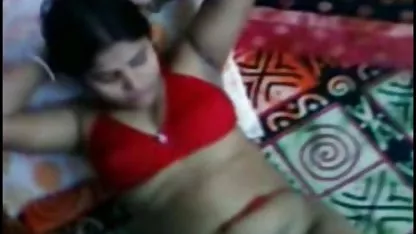 Esposa satisface videos abuelas españolas marido con amigo