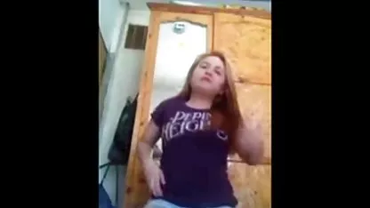 Sexo grupal pormo viejas con chicas guapas y sexys.